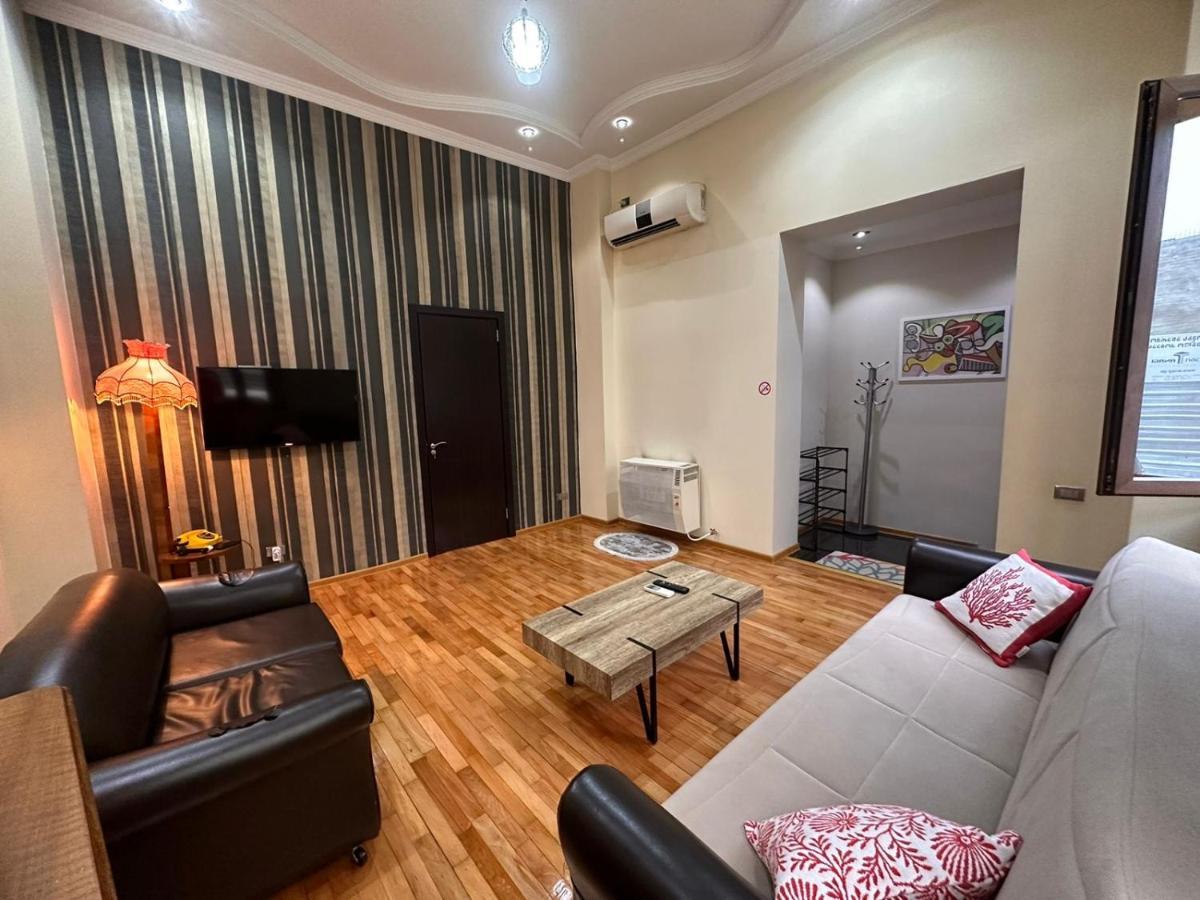 Old Batumi Apartment On Kostava 9 Exteriör bild
